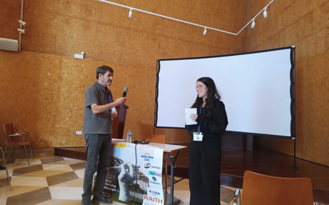 Amaia Sáenz, whose PhD thesis is supervised by Prof. Jose María de Teresa and Dr. Soraya Sangiao, got the award for the best oral presentation in the Nanolito workshop held in Santa Pola